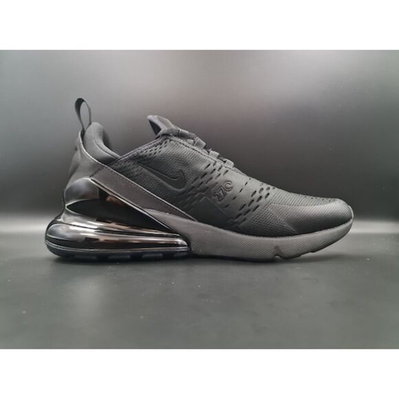 Nike Air Max 270. TRIPLE BLACK. SIZE 10 - AH8050-005 main image 6